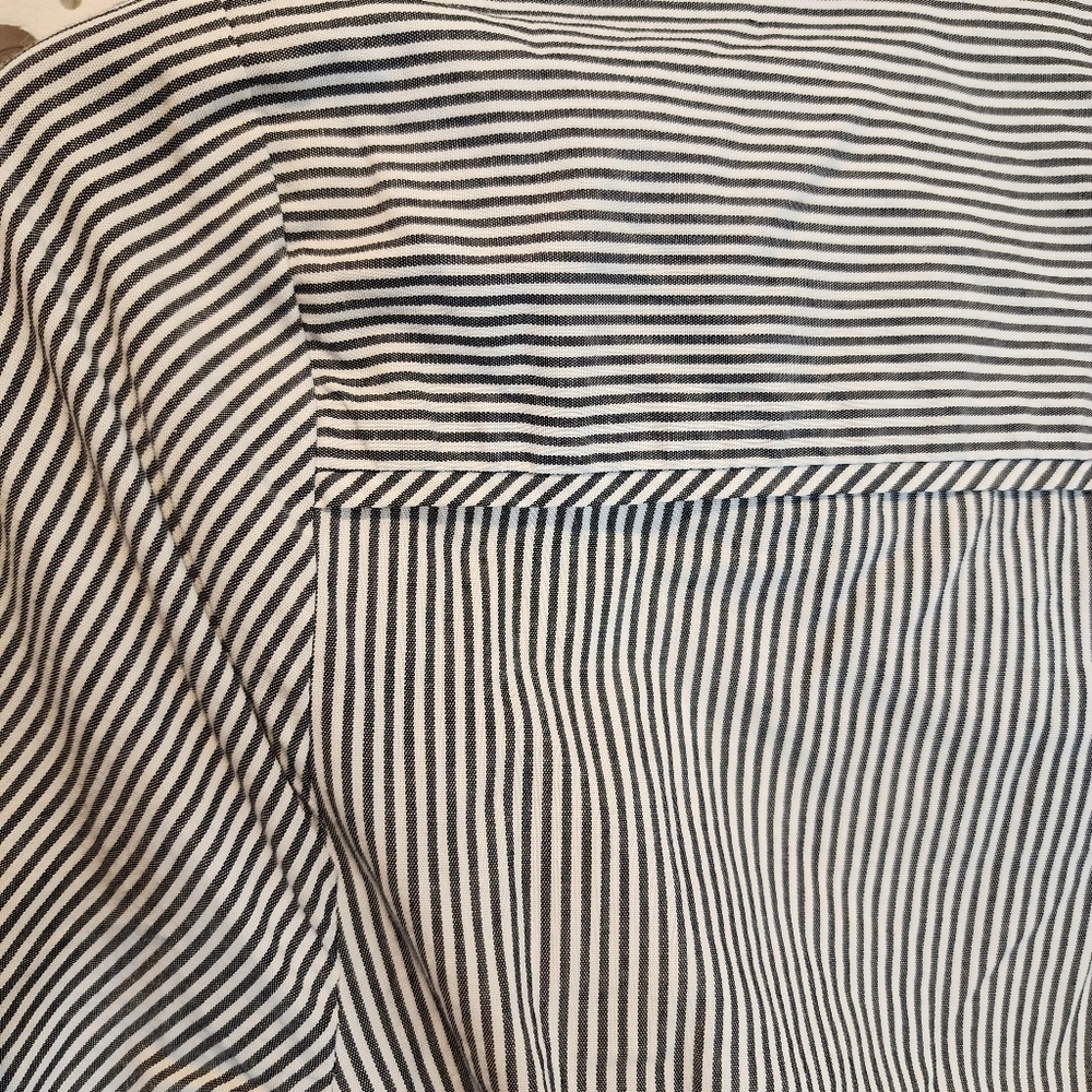 COURT & ROWE PINSTRIPES, BUTTON DOWN, TIE WAIST, & COLLAR WOMENS SIZE 2 - Picture 12 of 16
